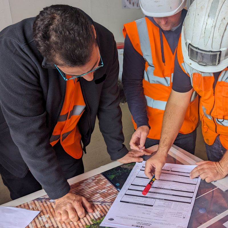 Formation sur mesure BTP. Conducteurs de travaux en formation.